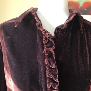 Chic Velvet Ruffle Blouse in Deep Burgundy